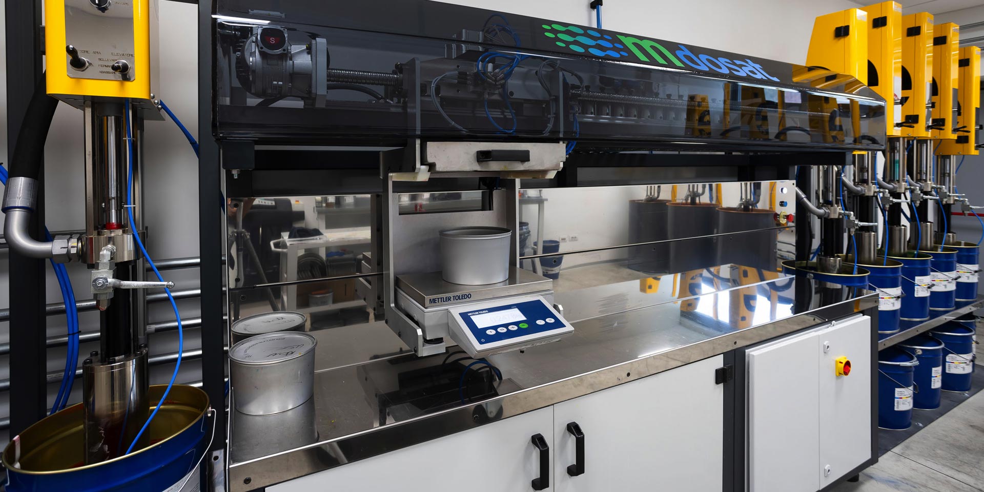 Cucina colore per la verniciatura prodotti Metalprint spa